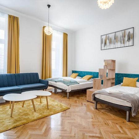 Bpr Stylish Vagabond Apartment With Ac Budapest Exterior photo