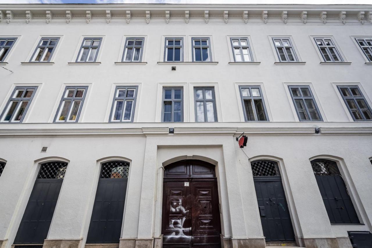 Bpr Stylish Vagabond Apartment With Ac Budapest Exterior photo
