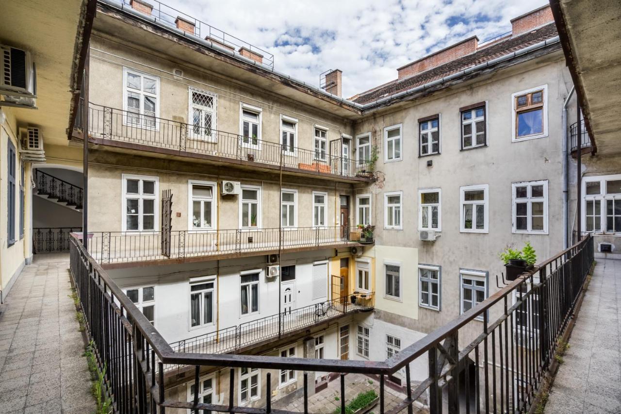 Bpr Stylish Vagabond Apartment With Ac Budapest Exterior photo